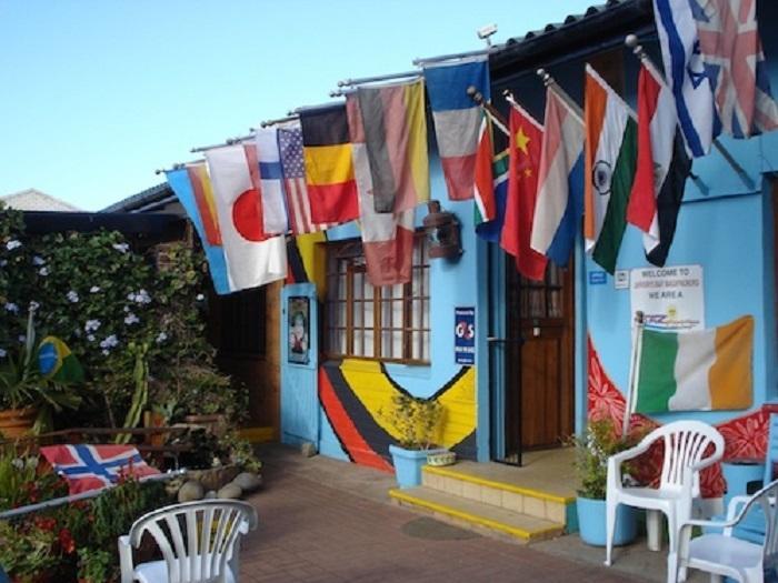 Хостел Jeffreys Bay Backpackers Экстерьер фото
